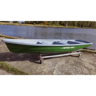 Latrex 440 čln
