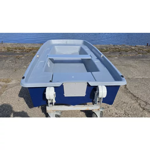 Latrex 335 loď modrá