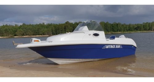 Motorový čln Latrex 550