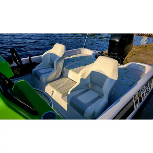 Loď Latrex Bass
