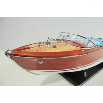 Model lode Riva Aquarama L66