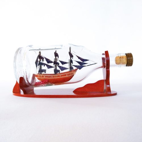Model lode HMS Bounty vo fľaši Henessy VVL