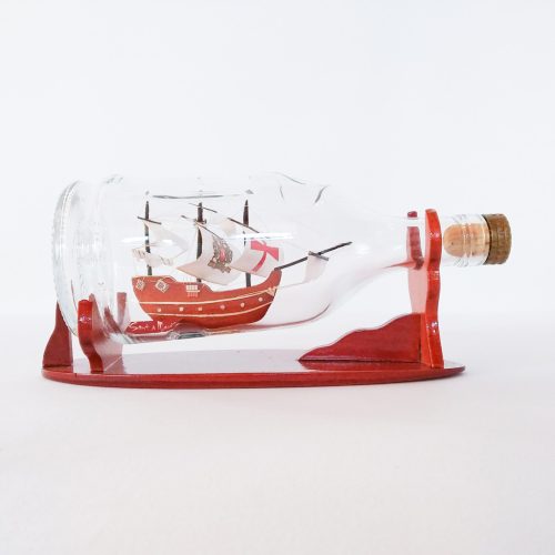 Santa Maria plachetnica model v Henessy fľaša VVL